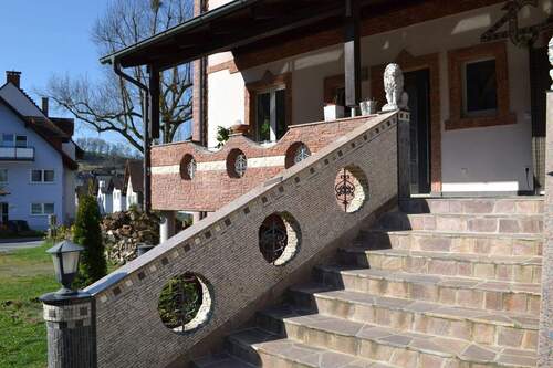 Zugang - Doppelhaushälfte mit 138,00 m&sup2; in Leidersbach / Ebersbach zum Kaufen