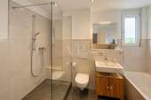 ö Badezimmer - 
