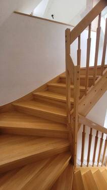 Treppenaufgang zu DG - 