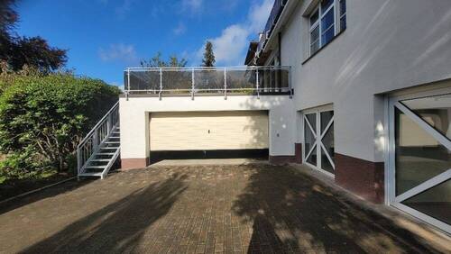 Doppelgarage mit Zugang zum Keller - Mehrfamilienhaus, Wohnhaus mit 316,00 m&sup2; in Plauen zum Kaufen