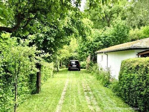 Eigene Zufahrt zum Grundstück - Grundstück in Berlin / Grünau zum Kaufen