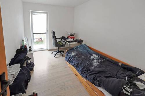 Gäste-/Arbeitszimmer - 
