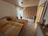 Schlafzimmer EG - 