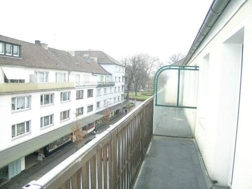 Balkon zur Straße - 