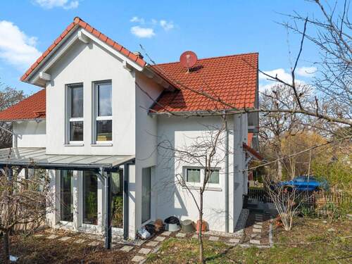 Südansicht - 6 Zimmer Einfamilienhaus in Vilgertshofen / Issing