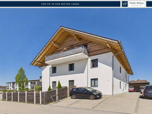 Außenansicht - Stil, Charakter, Ausstrahlung! Moderne 3-Zimmer-Wohnung mit Sichtdachstuhl und Lift in Adlkofen!