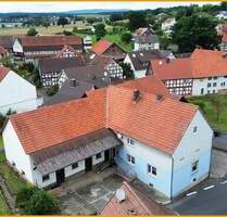GERÄUMIG UND KURZE WEG! KEINE KÄUFERPROVISION! - Schwalmstadt / Niedergrenzebach