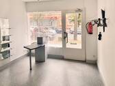 Friseursalon - 1 Zimmer Mehrfamilienhaus, Wohnhaus in Frankfurt am Main