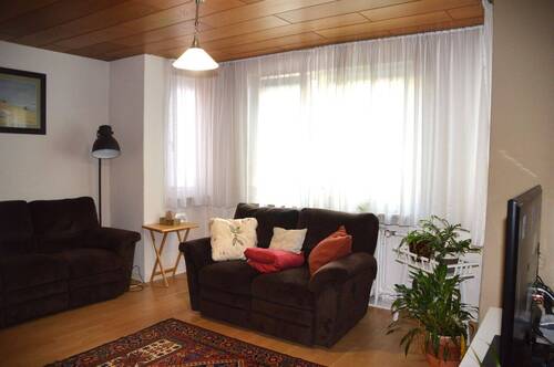 Wohnzimmer im Erdgeschoss - 