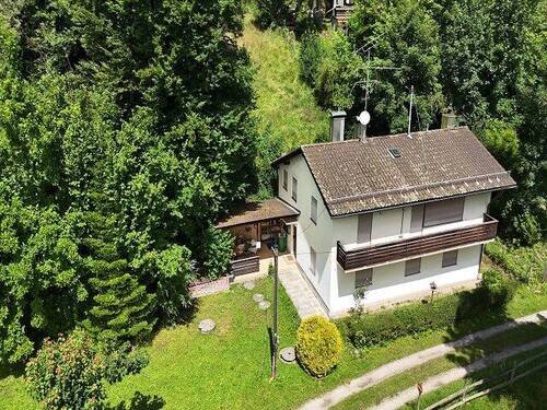 Blick zum Haus - 6 Zimmer Einfamilienhaus zum Kaufen in Stephanskirchen
