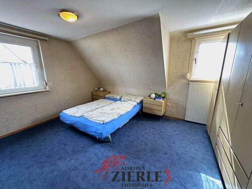 17 DG Schlafzimmer - 