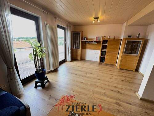 5 EG Wohnzimmer (5) - 