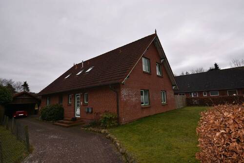 Dachgeschosswohnung - ~~ Gut geschnittene Dachgeschoss-Wohnung~~