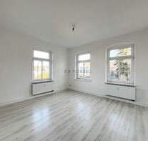 Ihr neues Zuhause: Charmante 2-Raum-Wohnung mit Einbauküchen-Option - Oberlungwitz