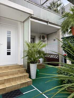  Hauseingang - 7 Zimmer Mehrfamilienhaus, Wohnhaus zum Kaufen in Mainz