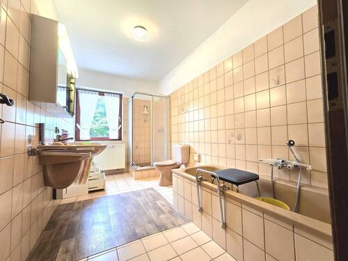 EG Badezimmer - 