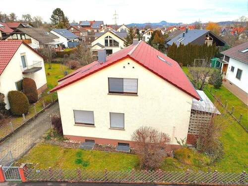 Ansicht Süd-Westen - 6 Zimmer Einfamilienhaus zum Kaufen in Göppingen
