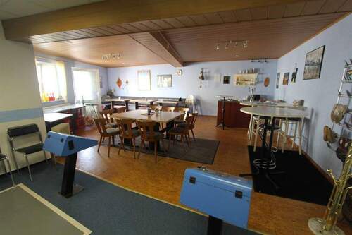 Zimmer mit Kegelbahn - 