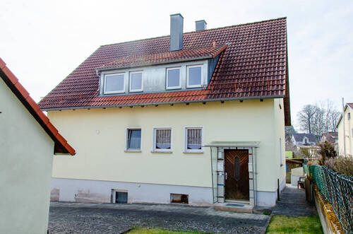 Nordseite mit Hauseingang - 