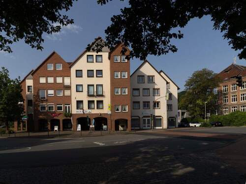 Straßenansicht - Eigentumswohnung in unmittelbarer Stadtnähe