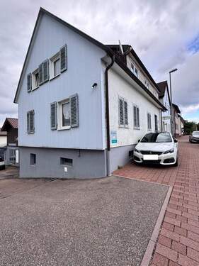 Ansicht - Wohn- und Geschäftshaus mit KFZ-Werkstatt - Wohnen und Arbeiten unter einem Dach