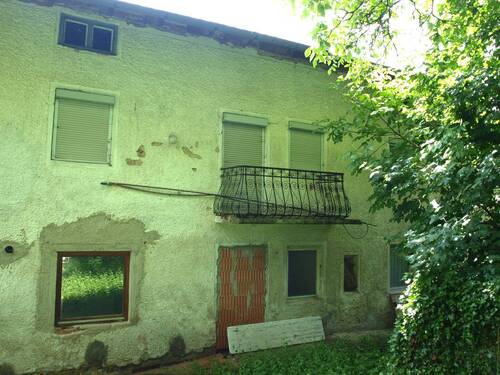 Außenansicht altes Haus - 