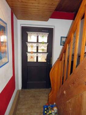 EG Hauszugang - 7 Zimmer Einfamilienhaus zum Kaufen in Poppenricht