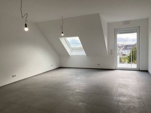 Wohnraum/Küche - 2 Zimmer Etagenwohnung zum Kaufen in Bitburg