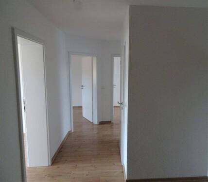 Flur - 3 Zimmer Etagenwohnung zur Miete in Worms