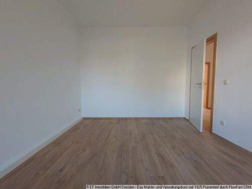 Wohnraum 2 - zum Innenhof (2) - 