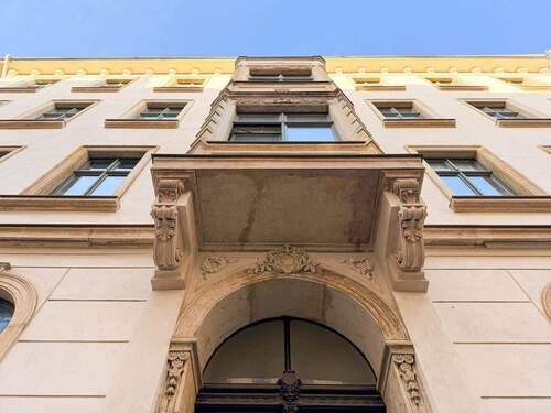 Denkmalgeschützt - 2 Zimmer Etagenwohnung zum Kaufen in Leipzig