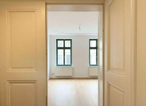 Blick ins Wohnzimmer - 