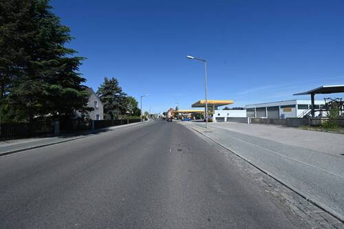 Stadteinwärts ... - 
