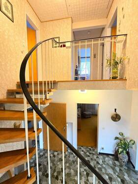 Treppenaufgang zum OG - 