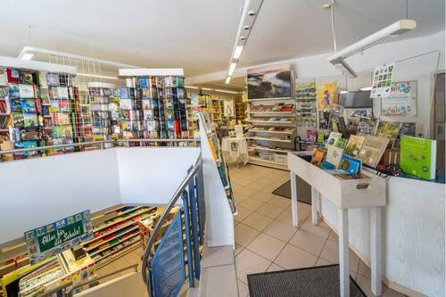 Buchhandlung - 