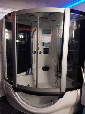 Vollbad hinterer Bereich Erdgeschoss - 