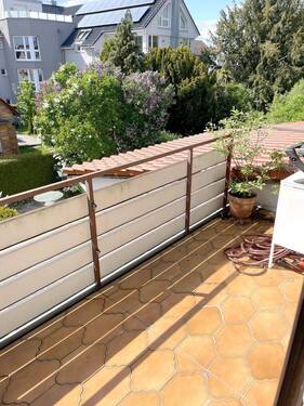 Balkon 2 - 3 Zimmer Etagenwohnung in Göttingen