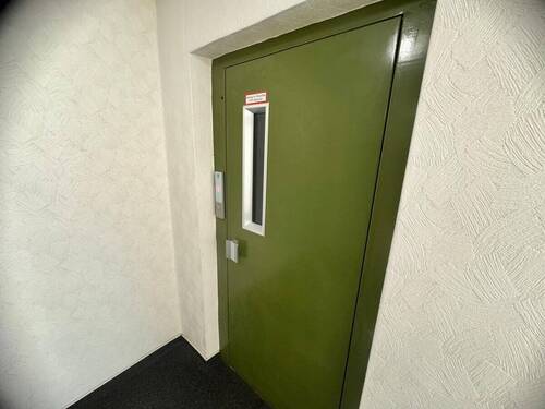 Fahrstuhl - 