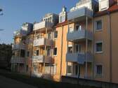 gepflegtes Mehrfamilienhaus - 