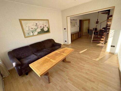 Erdgeschoss Wohn- und Esszimmer - 