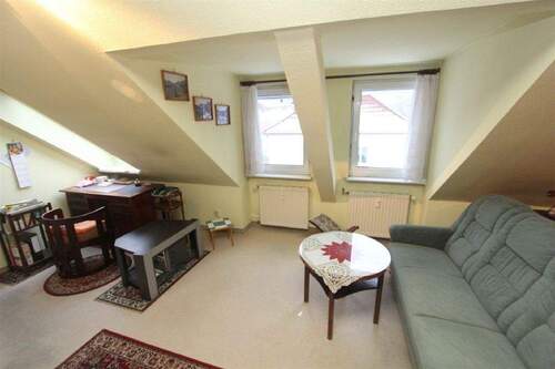 Arbeitsplatz im Wozi m. Möglichkeit einen Balkonzu - 