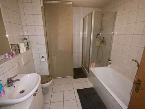 Badezimmer - Etagenwohnung mit 84,00 m&sup2; in Böhl-Iggelheim zum Kaufen