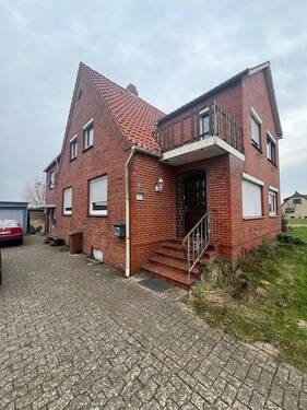 IMG_3737 - Vermietetes, renovierungsbedürftiges Zweifamilienhaus in Drochtersen