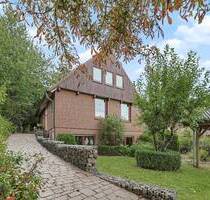 Glückwunsch, Herr Architekt! Großzügiges Einfamilienhaus mit Einliegerwohnung für Liebhaber - Schwentinental Klausdorf