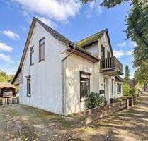 Charmantes Zweifamilienhaus mit Einliegerwohnung, großem Garten und Pool - Ritterhude