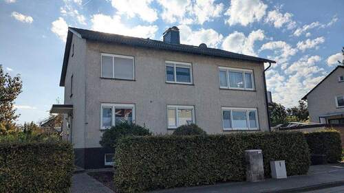 k-PXL_20250929_075439905.jpg - 8 Zimmer Mehrfamilienhaus, Wohnhaus zum Kaufen in Wietze