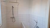 Vollbad m. FB-Heizung EG re - 