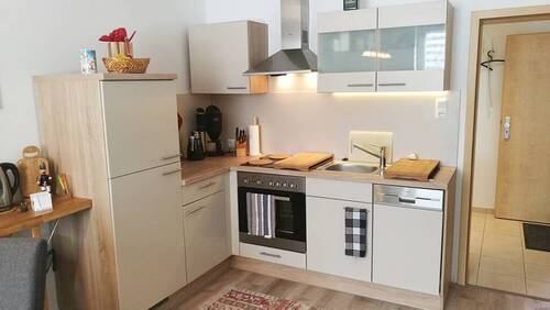 Beispiel Einbauküche Mittelwohnung - 
