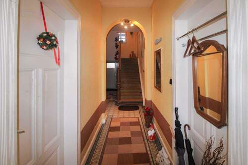 Eingangsbereich - 8 Zimmer Doppelhaushälfte in Dormagen