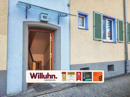 Hauseingang - Sofort bezugsfrei: 3-Zimmer-Wohnung in ruhiger Wohnlage von Köpenick